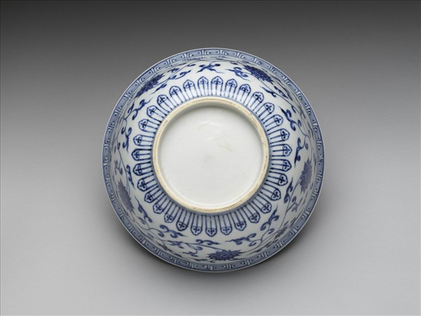 青花四季花卉紋碗