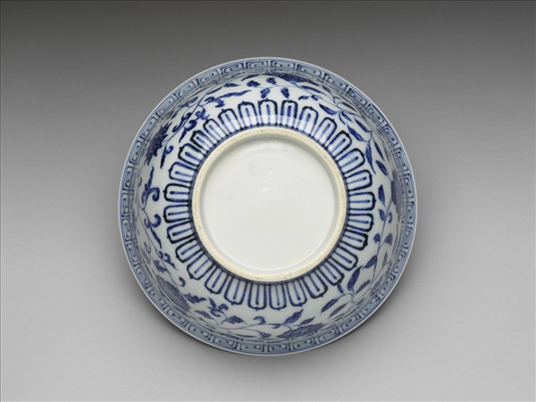 青花四季花卉紋碗