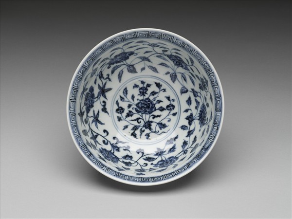青花四季花卉紋碗