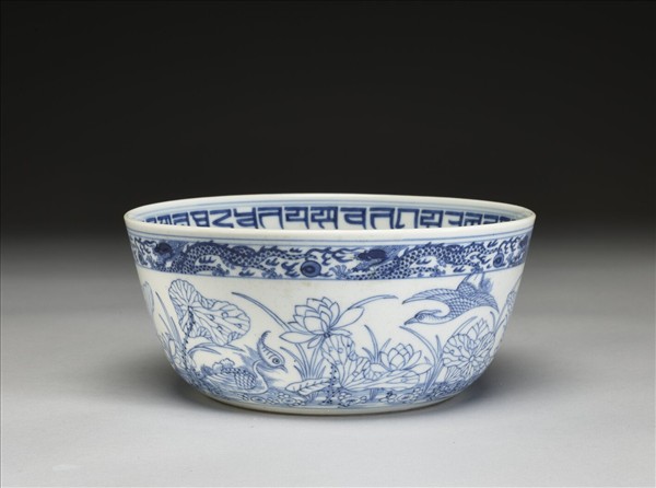 青花蓮塘鴛鴦圖碗