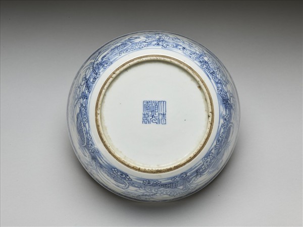 青花蓮塘鴛鴦圖碗