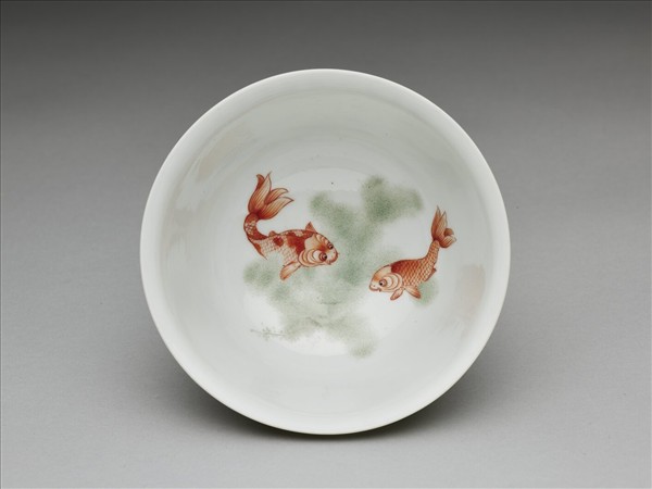 琺瑯彩山水人物茶碗