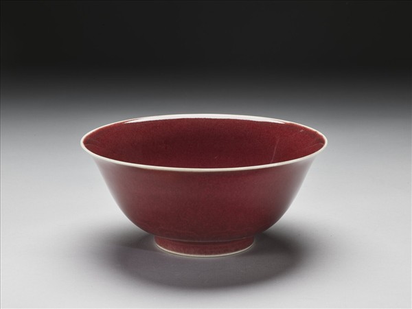 官窯 霽紅龍紋碗