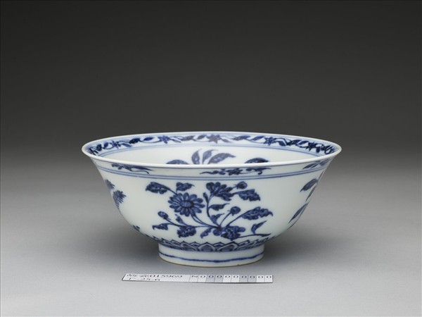 官窯 青花花果紋碗