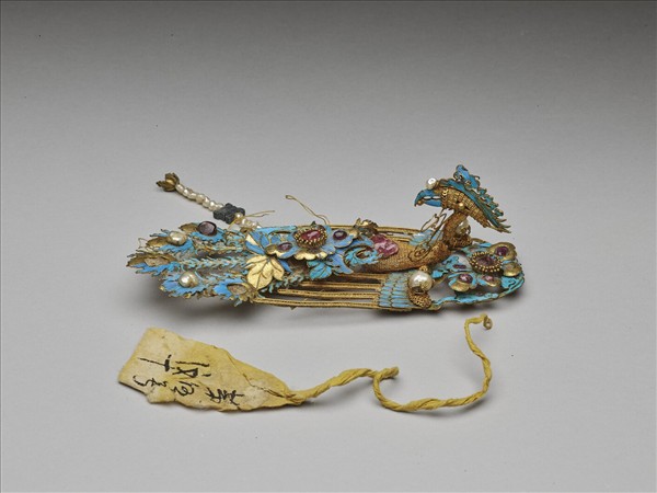 金纍絲點翠嵌珠寶鈿飾