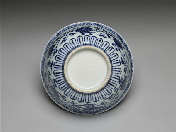 官窯 青花花卉紋碗