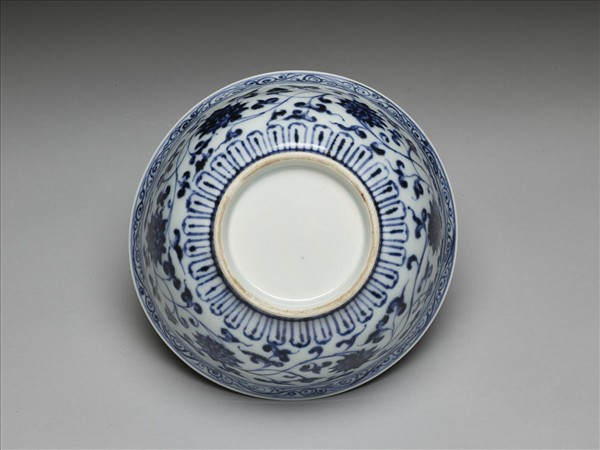 官窯 青花花卉紋碗