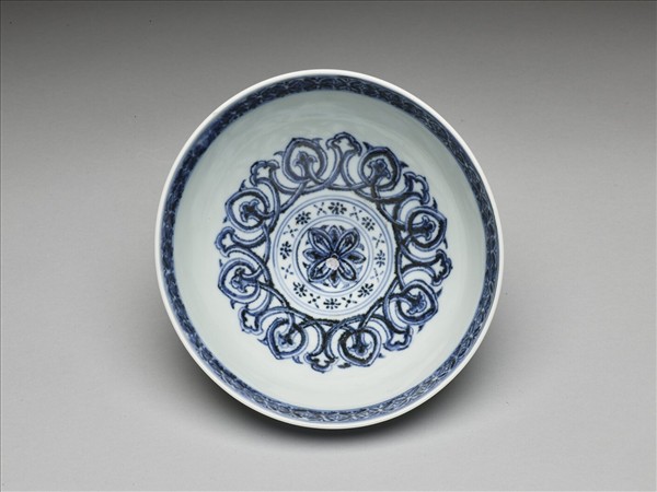 官窯 青花花卉紋碗