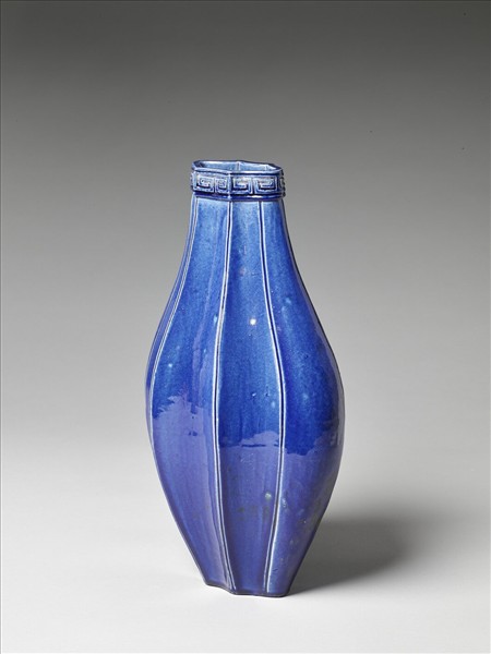 官窯 霽青菱式花瓶