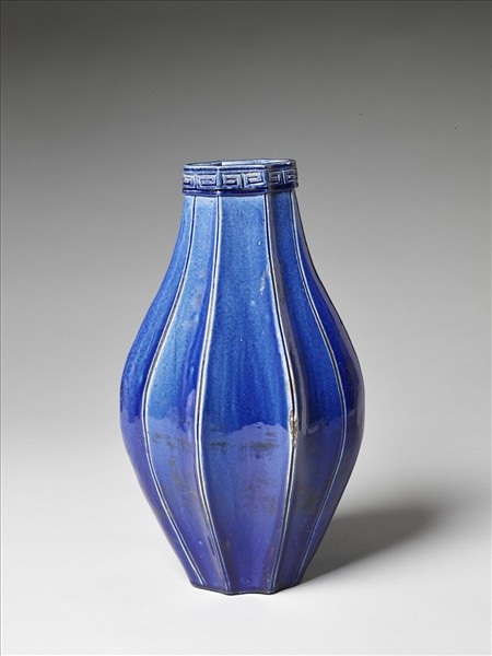 官窯 霽青菱式花瓶