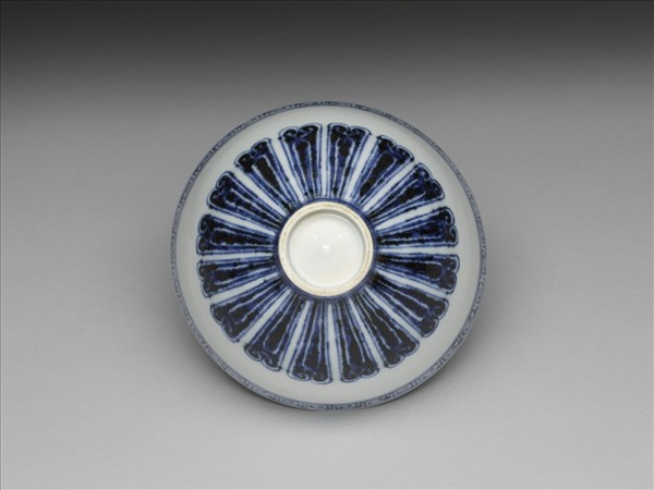 官窯 青花花卉紋碗