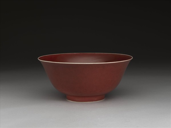官窯 霽紅龍紋碗