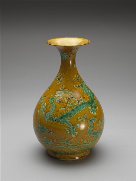 官窯 嬌黃綠彩雙龍紋玉壺春瓶