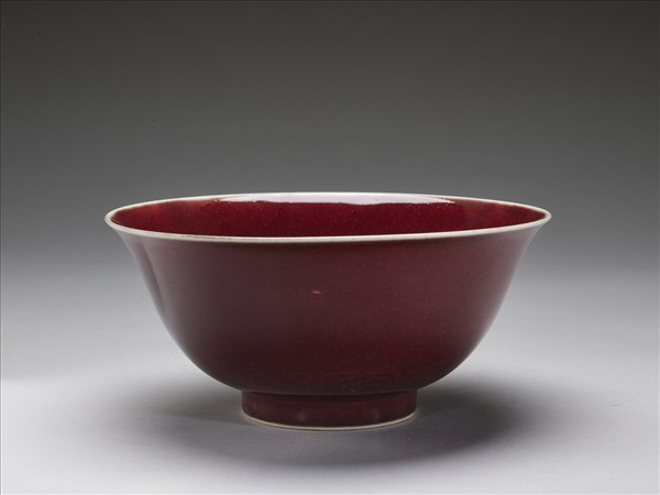 寶石紅釉碗