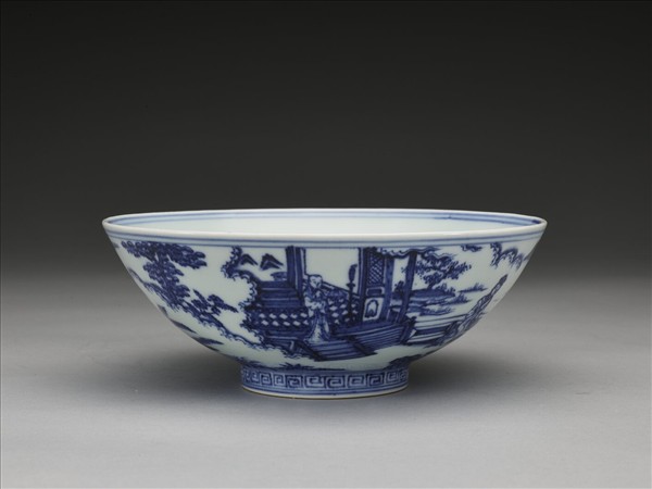 青花庭園仕女圖碗