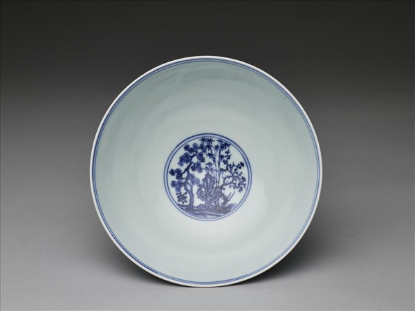 青花庭園仕女圖碗
