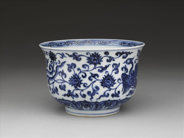 青花穿花鳳凰紋仰鐘式碗