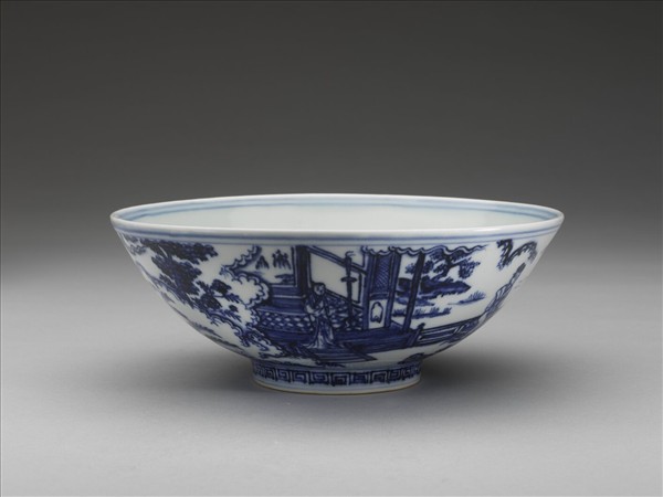 青花庭園仕女圖碗