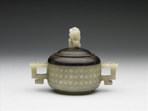 玉乳丁紋簋形爐