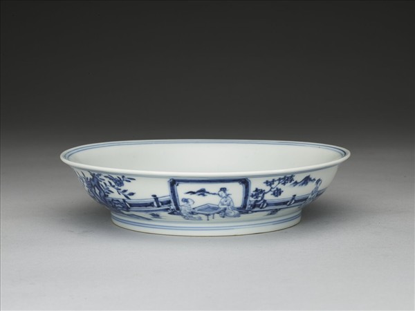 青花三友仕女圖盤