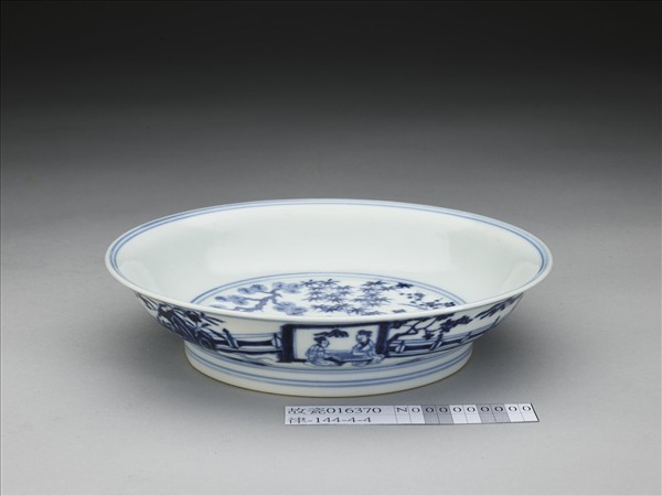 青花三友仕女圖盤