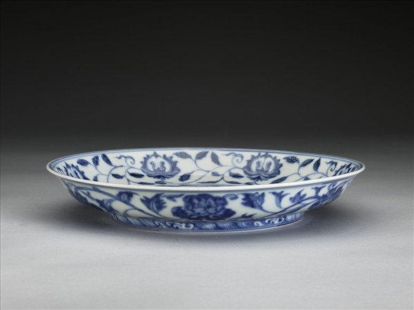 青花梔子花卉紋盤