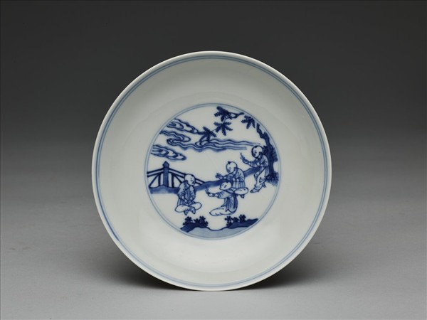 青花嬰戲圖盤
