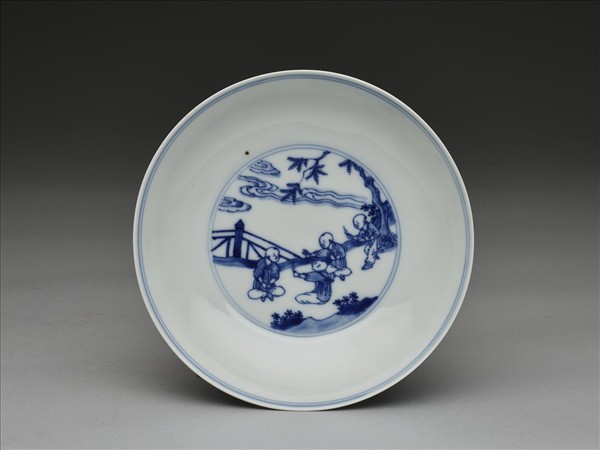 青花嬰戲圖盤