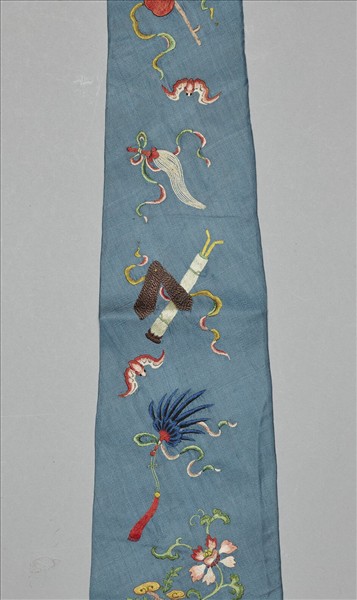 藍綢繡暗八仙綵帨