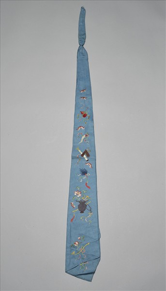 藍綢繡暗八仙綵帨