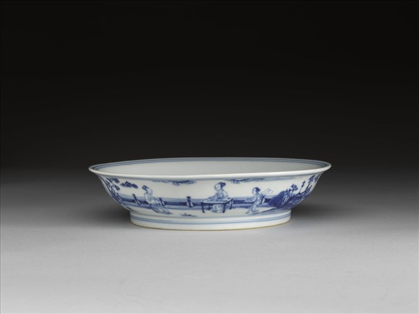 青花三友仕女圖盤