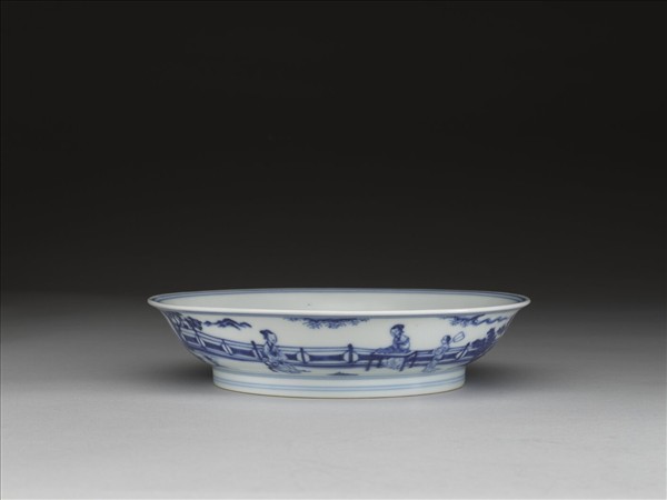 青花三友仕女圖盤