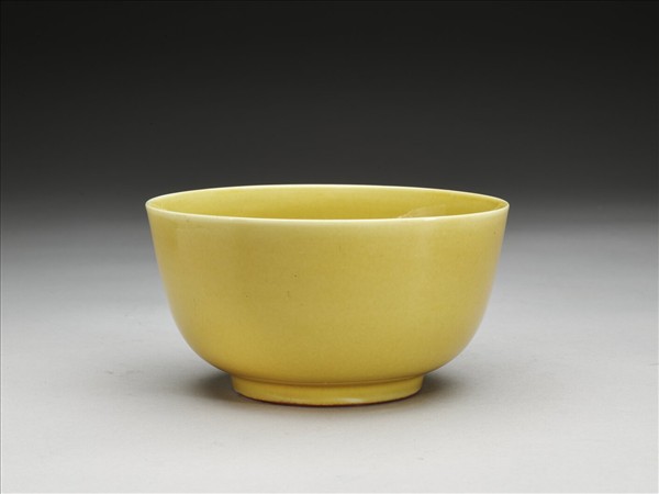黃釉碗