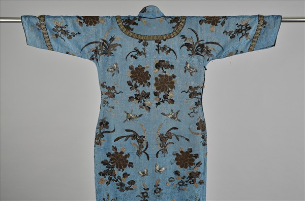 藍地繡牡丹旗袍