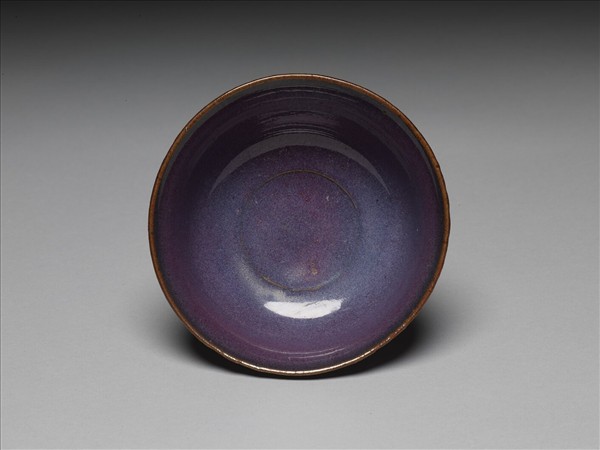 葡萄紫釉碗