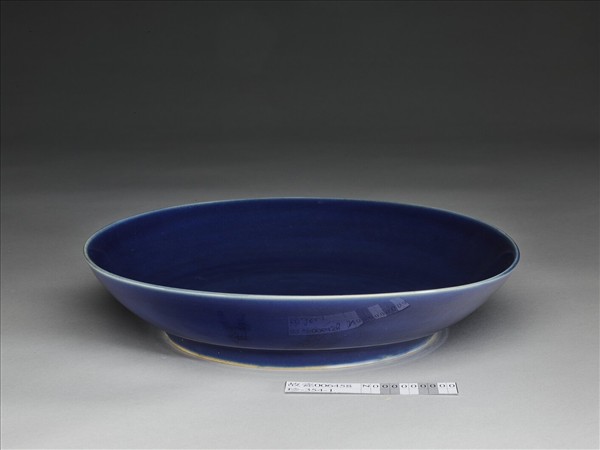 霽青釉盤