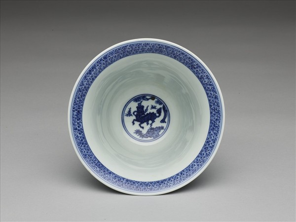 青花三羊開泰圖仰鐘式碗