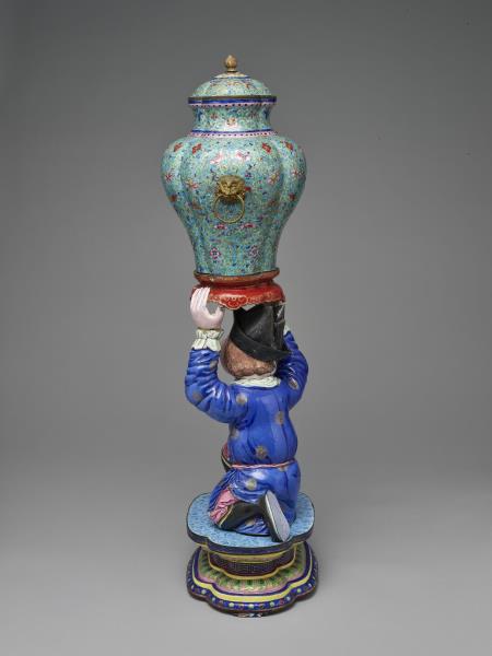 銅胎畫琺瑯洋人托寶