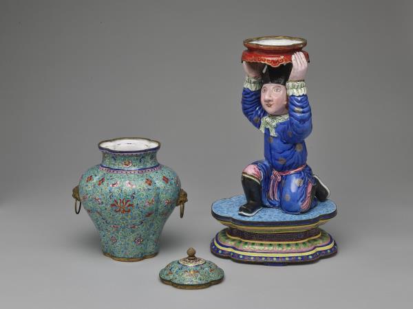 銅胎畫琺瑯洋人托寶