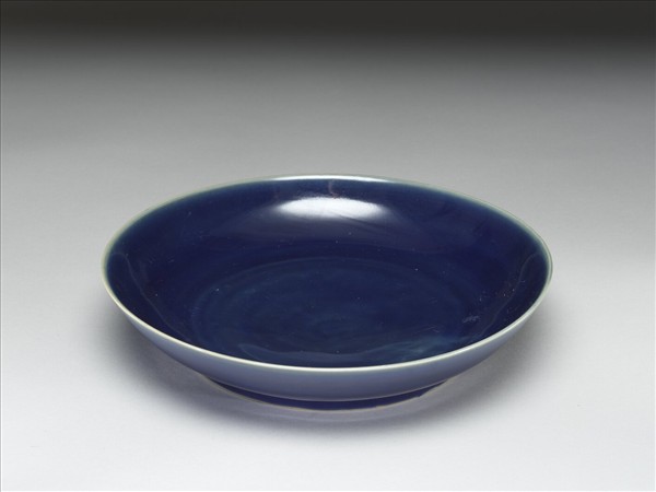 霽青釉盤