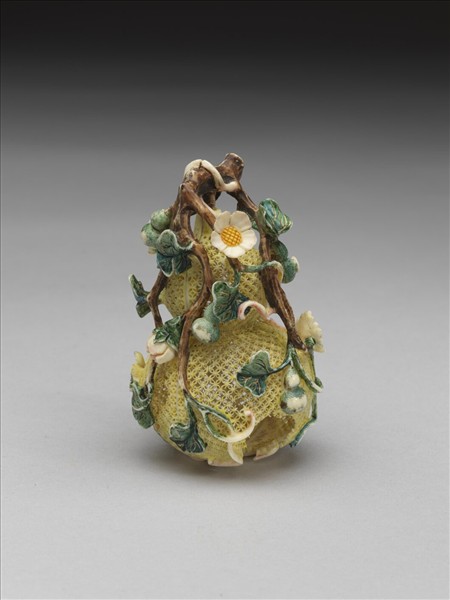 象牙鏤雕葫蘆盒