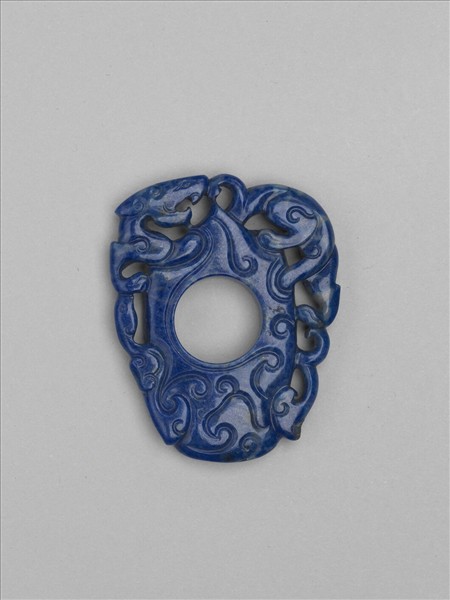 芮氏刻肋海膽標本與青金石韘形佩