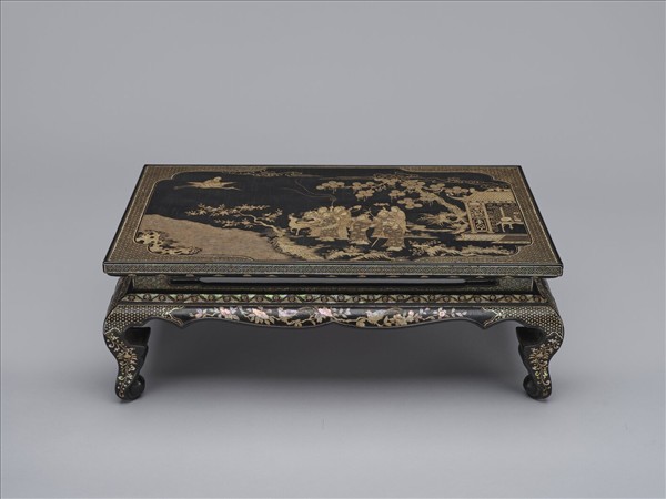清 黑漆螺鈿長几