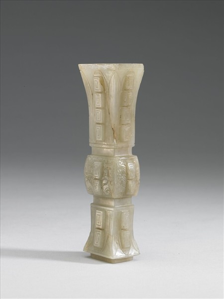 玉方觚形獸面紋瓶