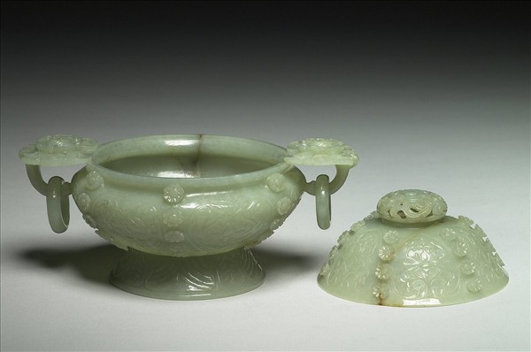 玉番蓮紋雙耳爐