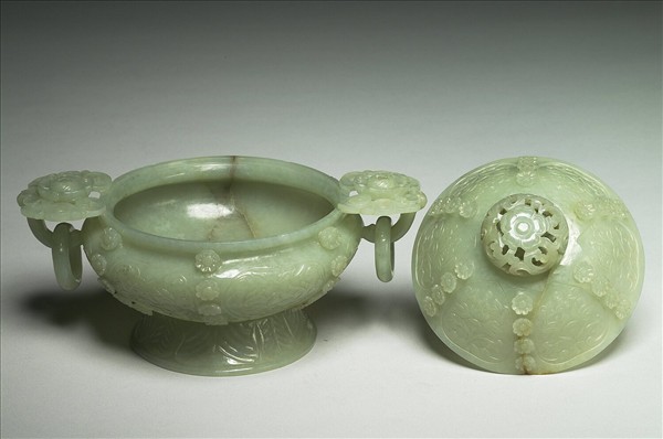 玉番蓮紋雙耳爐