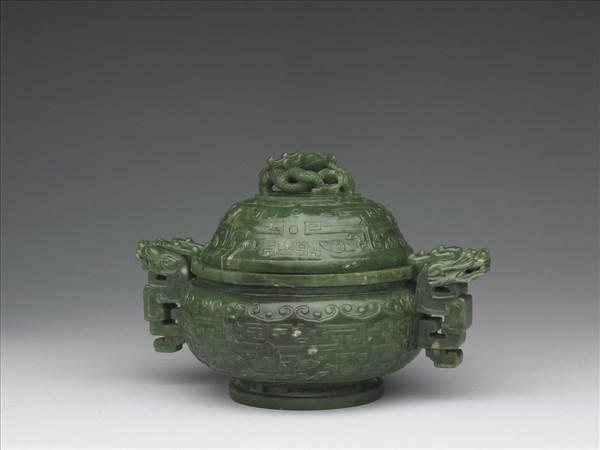 玉獸面龍耳爐