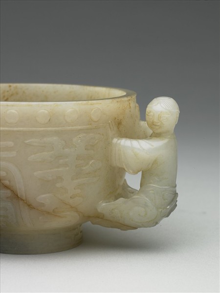 玉娃娃耳壽字杯