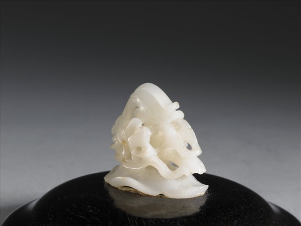 鴛鴦荷葉紋玉頂