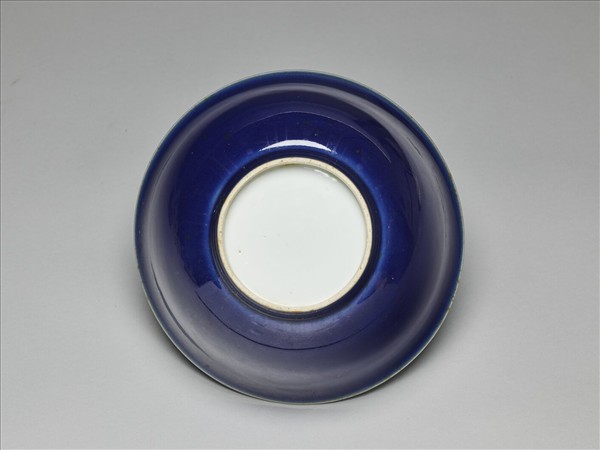 霽青釉雲龍紋碗